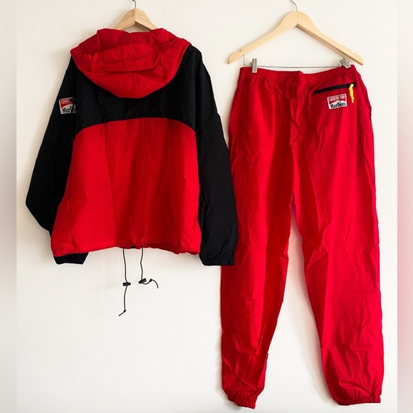 Vintage 90’s Marlboro Adventure Team Red & Black Nylon Windbreaker Set and Pouch - Picture 10 of 11